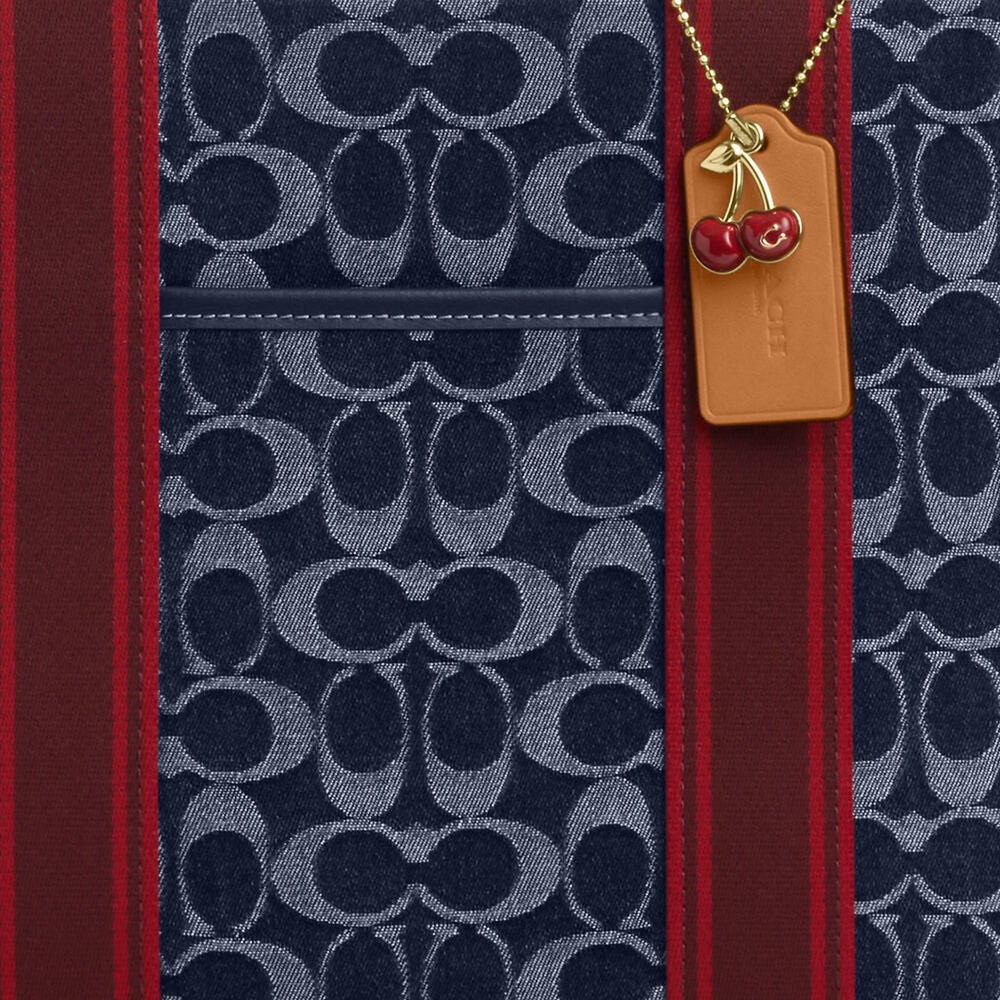 Smith Tote Bag In Signature Denim - Picture 3 of 5